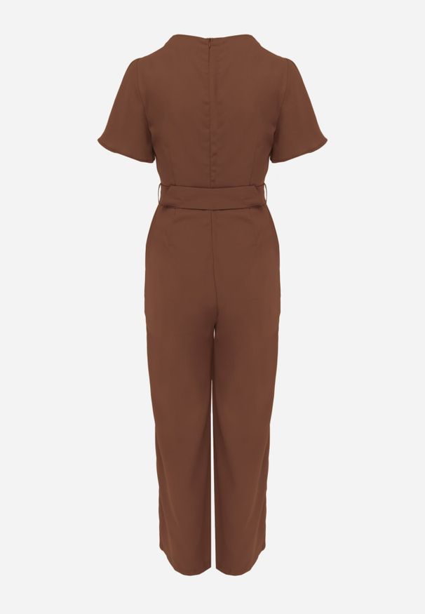 Renee - Brązowy Kombinezon VICES Ozdobiony Paskiem i Klamrą o Nieregularnym Kształcie Metilaeno. Kolor: brązowy. Wzór: aplikacja