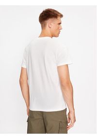 Pepe Jeans T-Shirt Wesley PM509123 Biały Regular Fit. Kolor: biały. Materiał: bawełna