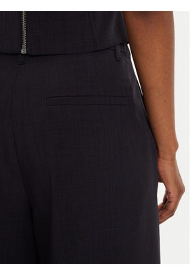 Herskind Bermudy Maxime 5219519 Granatowy Relaxed Fit. Kolor: niebieski. Materiał: syntetyk