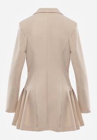 Born2be - Beżowa Sukienka o Kroju Marynarki VICES z Poduszkami w Ramionach Serlina. Okazja: na co dzień. Kolor: beżowy. Styl: casual, elegancki, klasyczny #2