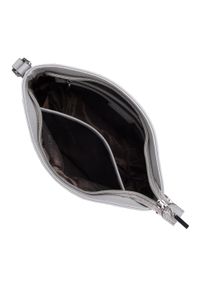 Wittchen - Damska listonoszka skórzana z monogramem i ozdobnymi chwostami. Kolor: szary. Wzór: aplikacja. Sezon: lato. Materiał: skórzane. Rozmiar: małe. Styl: klasyczny, elegancki #5