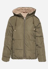 Born2be - Ciemnozielona Dwustronna Pikowana Kurtka z Kapturem Ściągana przy Rękawach Nevelas. Okazja: na spacer, na co dzień. Typ kołnierza: kaptur. Kolor: zielony. Materiał: jeans. Wzór: aplikacja. Styl: casual, elegancki, sportowy #3