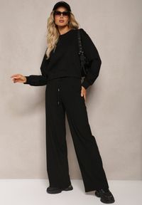 Renee - Czarna Oversize Bluza z Bawełny o Krótkim Fasonie Sibolla. Kolor: czarny. Materiał: bawełna. Długość: krótkie