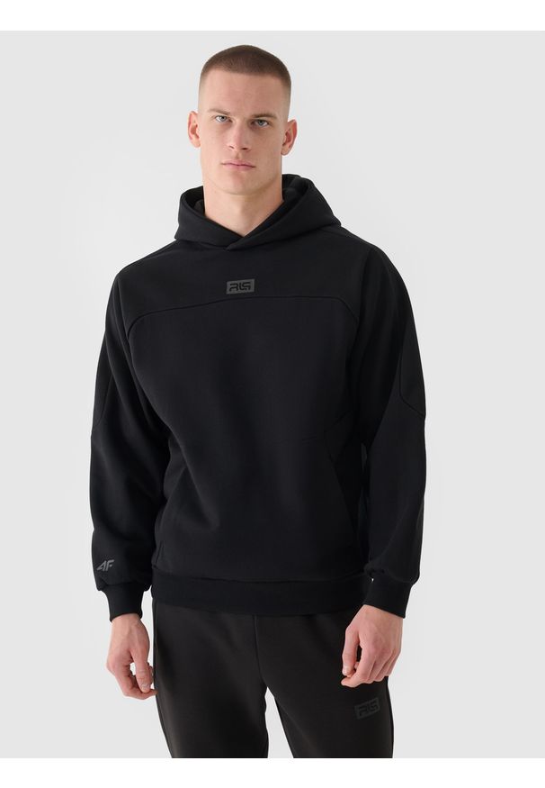 4f - 4F Bluza dresowa nierozpinana z kapturem męska 4F x Robert Lewandowski - czarna XL. Okazja: na co dzień. Typ kołnierza: kaptur. Kolor: czarny. Materiał: dresówka. Długość rękawa: raglanowy rękaw. Wzór: gładki, aplikacja, ze splotem. Styl: sportowy, casual