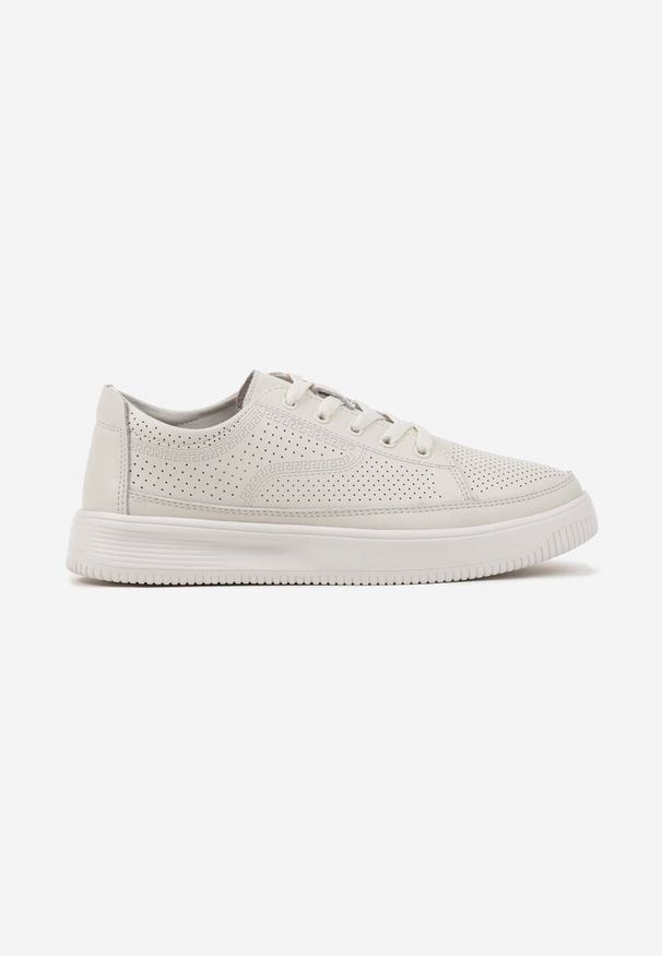 Born2be - Białe Skórzane Sneakersy z Ozdobną Perforacją na Grubej Podeszwie Elanwena. Okazja: na co dzień. Kolor: biały. Materiał: skóra
