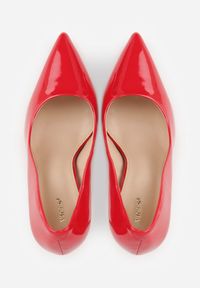 Renee - Czerwone Lakierowane Szpilki VICES na Ozdobnym Obcasie Zafriah. Okazja: na co dzień. Nosek buta: szpiczasty. Kolor: czerwony. Materiał: lakier. Obcas: na obcasie. Styl: wizytowy, casual, elegancki. Wysokość obcasa: średni #9