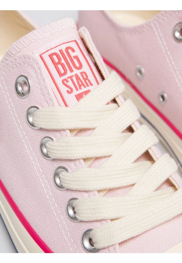 Big-Star - Trampki damskie niskie różowe RR274640 600. Okazja: na co dzień. Zapięcie: sznurówki. Kolor: różowy. Materiał: guma, materiał. Styl: sportowy, klasyczny, elegancki, casual