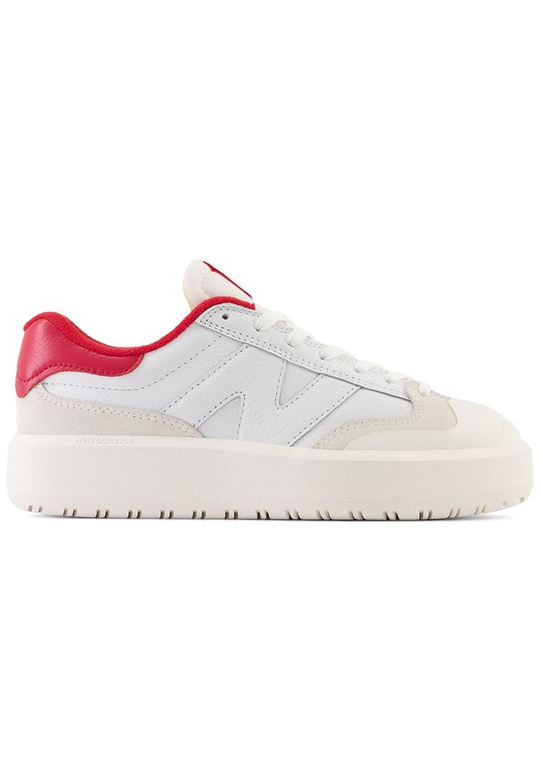 Buty unisex New Balance CT302VB – białe. Okazja: na co dzień. Kolor: biały. Materiał: guma, skóra. Szerokość cholewki: normalna. Obcas: na platformie