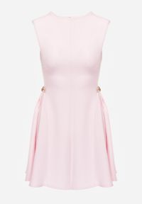 Born2be - Różowa Elegancka Sukienka Bez Rękawów Zdobiona Przypinkami w Talii Rhaegina. Okazja: na co dzień. Kolor: różowy. Długość rękawa: bez rękawów. Wzór: aplikacja. Typ sukienki: rozkloszowane, proste. Styl: elegancki #5