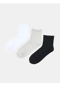 Sinsay - Prążkowane skarpetki z wiskozą 3 pack - wielobarwny. Materiał: wiskoza, prążkowany #1