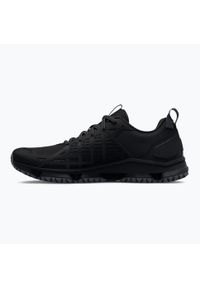 Buty damskie Under Armour MG Strikefast. Kolor: czarny