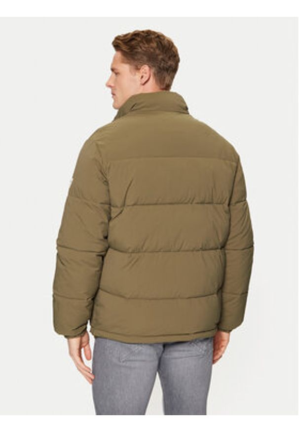 Guess Kurtka zimowa M4BL20 WGII2 Khaki Regular Fit. Kolor: brązowy. Materiał: syntetyk. Sezon: zima