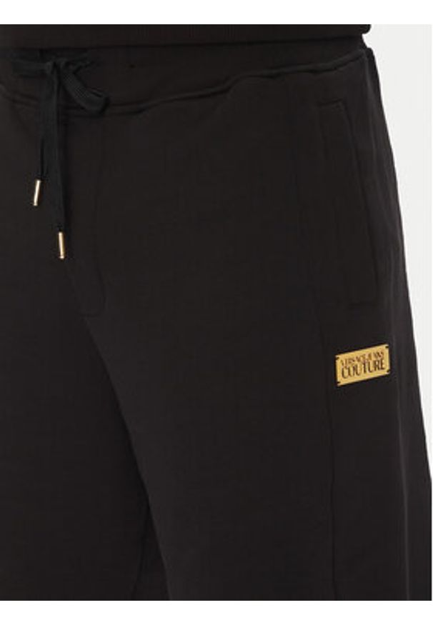 Versace Jeans Couture Szorty sportowe 78GADT08 Czarny Regular Fit. Kolor: czarny. Materiał: bawełna. Styl: sportowy