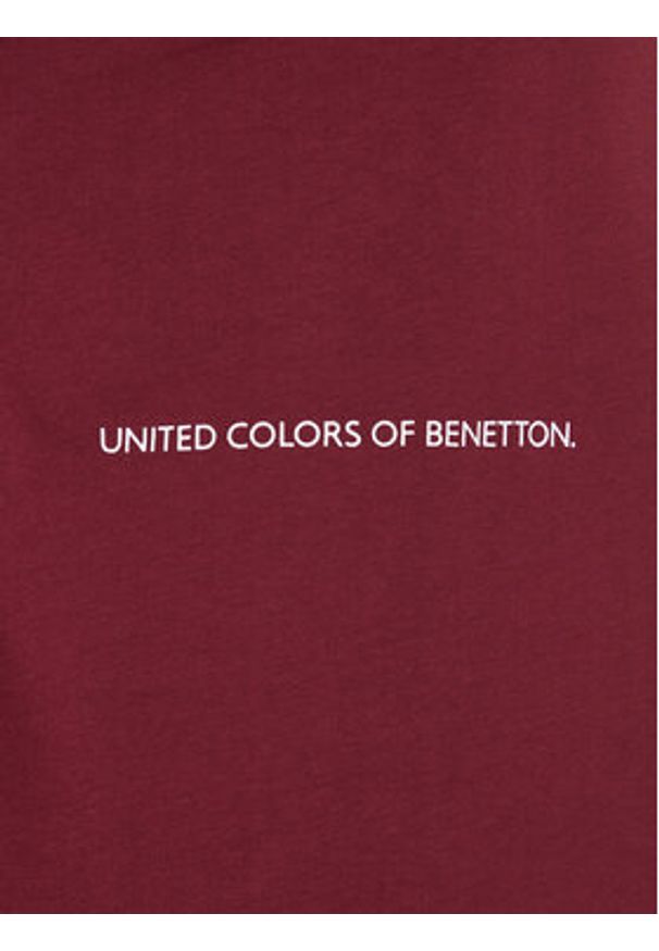 United Colors of Benetton - United Colors Of Benetton Koszulka piżamowa 30964M021 Bordowy Regular Fit. Kolor: czerwony. Materiał: bawełna