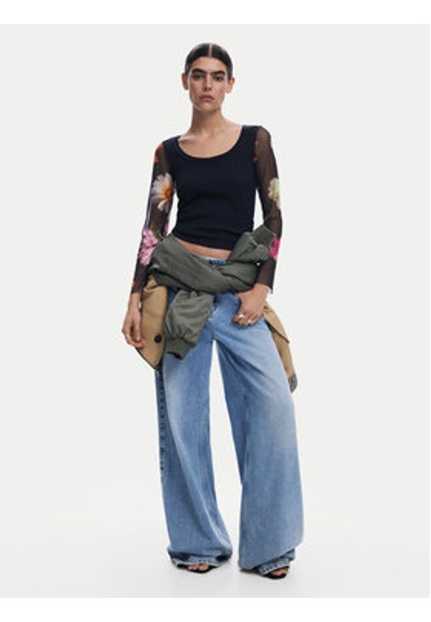 Desigual Bluzka Flint 25SWTK93 Czarny Slim Fit. Kolor: czarny. Materiał: bawełna