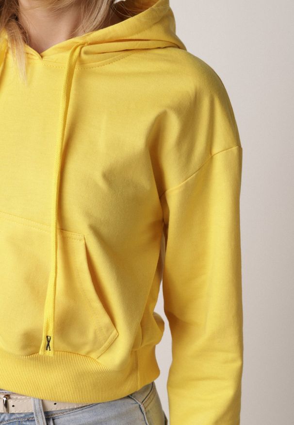 Born2be - Żółta Bluza z Dodatkiem Bawełny z Kapturem Wykończona Ściągaczami Evista. Typ kołnierza: kaptur. Kolor: żółty. Materiał: bawełna