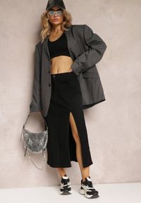 Renee - Czarna Ołówkowa Spódnica Midi z Rozcięciem Otaile. Kolor: czarny. Materiał: jeans. Wzór: aplikacja #1
