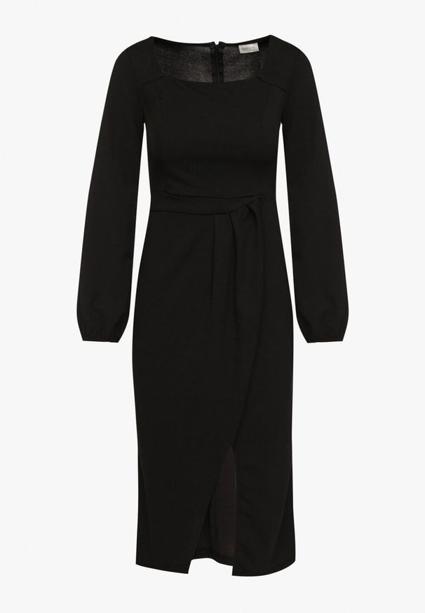 Born2be - Czarna Koktajlowa Sukienka z Kopertowym Dołem i Ściągaczami przy Rękawach Felilena. Kolor: czarny. Sezon: wiosna, lato. Typ sukienki: kopertowe. Styl: wizytowy