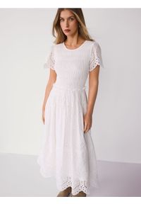 Reserved - Bawełniana sukienka z ażurowym wzorem - złamana biel. Materiał: bawełna. Wzór: ażurowy #1