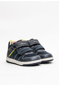 Geox - Sneakersy dziecięce GEOX B New Flick (B161LA 022ME C4502). Okazja: na spacer. Kolor: niebieski. Materiał: skóra, syntetyk, zamsz, materiał. Szerokość cholewki: normalna. Sport: turystyka piesza