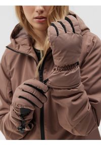outhorn - Rękawiczki narciarskie damskie Outhorn - brązowe. Kolor: brązowy. Materiał: materiał, syntetyk, guma. Sezon: zima. Sport: narciarstwo #2