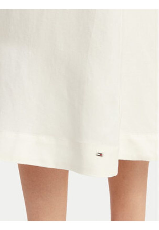 TOMMY HILFIGER - Tommy Hilfiger Sukienka letnia WW0WW48951 Biały Regular Fit. Kolor: biały. Materiał: len. Sezon: lato