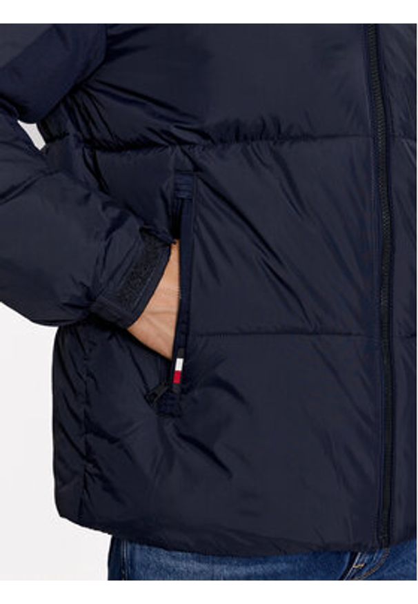 TOMMY HILFIGER - Tommy Hilfiger Kurtka zimowa New York MW0MW32771 Granatowy Regular Fit. Kolor: niebieski. Materiał: syntetyk. Sezon: zima