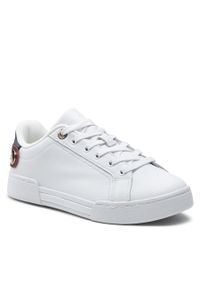 TOMMY HILFIGER - Sneakersy Tommy Hilfiger Button Detail Court Sneaker FW0FW06733 White YBR. Kolor: biały. Materiał: skóra