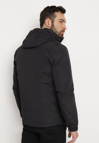 Born2be - Czarna Kurtka 2 w 1 z Kapturem i Wsuwanymi Kieszeniami Vintaro. Okazja: na co dzień. Typ kołnierza: bez kaptura. Kolor: czarny. Styl: casual #3