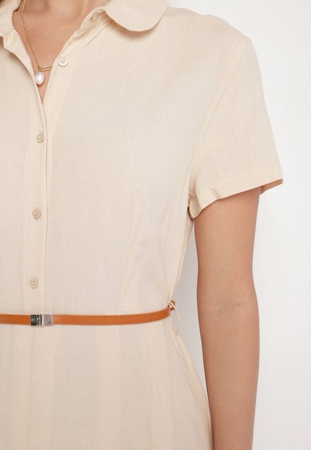 Born2be - Beżowa Wiskozowa Sukienka o Koszulowym Fasonie z Wąskim Paskiem Fillamea. Kolor: beżowy. Materiał: wiskoza. Wzór: aplikacja. Typ sukienki: koszulowe. Styl: elegancki