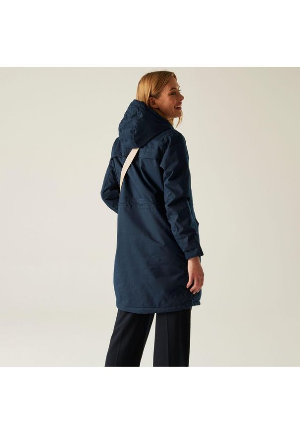 Kurtka przeciwdeszczowa z kapturem damska Regatta Romine II. Typ kołnierza: kaptur. Kolor: niebieski. Sezon: zima