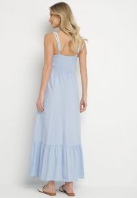 Born2be - Niebieska Sukienka Rozkloszowana na Ramiączkach z Wiskozy Ozdobiona Haftami Efradea. Okazja: na co dzień. Kolor: niebieski. Materiał: wiskoza. Długość rękawa: na ramiączkach. Wzór: aplikacja, haft. Styl: casual, klasyczny #5