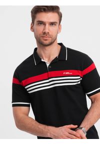 Ombre Clothing - Dopasowana męska koszulka polo z dwukolorowymi pasami – czarna V2. Okazja: na co dzień. Typ kołnierza: polo. Kolor: czarny. Materiał: bawełna, skóra, materiał, dzianina. Wzór: aplikacja, paski. Styl: klasyczny, sportowy, casual