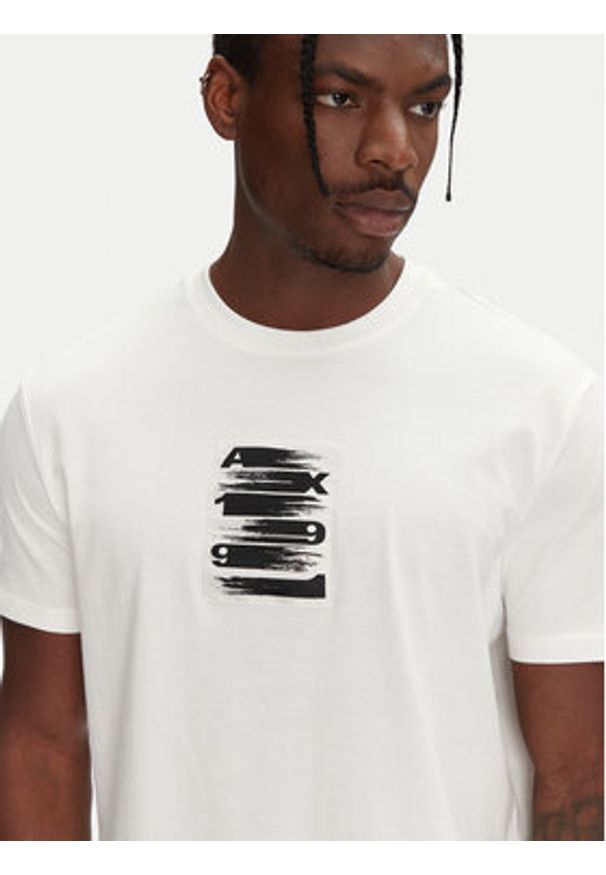 Armani Exchange T-Shirt XM000548 AF10362 U0009 Biały Regular Fit. Kolor: biały. Materiał: bawełna