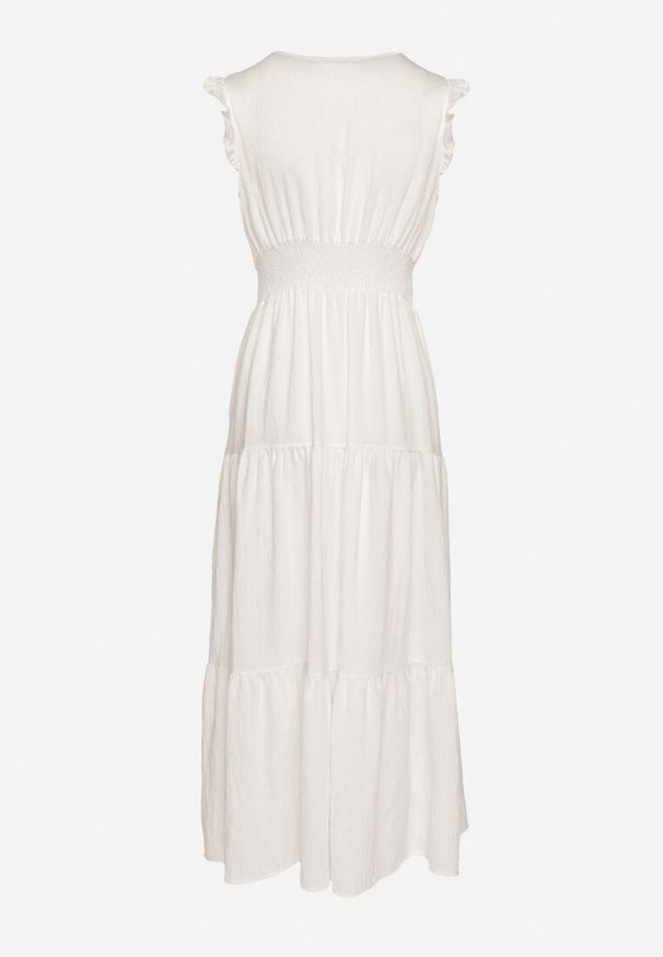 Born2be - Biała Wiskozowa Sukienka z Falbankami Sadoline. Okazja: na co dzień. Typ kołnierza: kołnierz z falbankami. Kolor: biały. Materiał: wiskoza. Styl: boho, casual