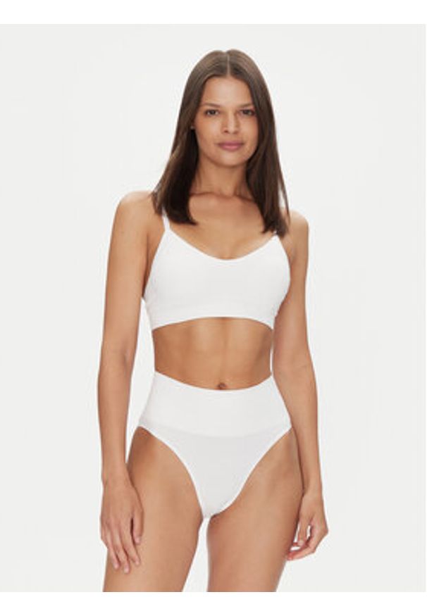 Lauren Ralph Lauren - LAUREN RALPH LAUREN Figi klasyczne z wysokim stanem 4L0020 Écru. Stan: podwyższony. Materiał: syntetyk
