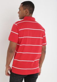 Born2be - Czerwona Koszulka Eathesea. Typ kołnierza: polo. Kolor: czerwony. Materiał: jeans. Długość rękawa: krótki rękaw. Długość: krótkie. Wzór: paski #3