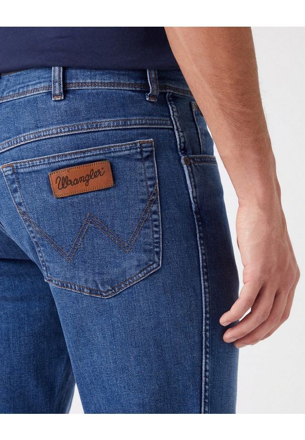 Wrangler - WRANGLER TEXAS MĘSKIE SPODNIE JEANSOWE SPOTLITE W121YJ38N 112145779