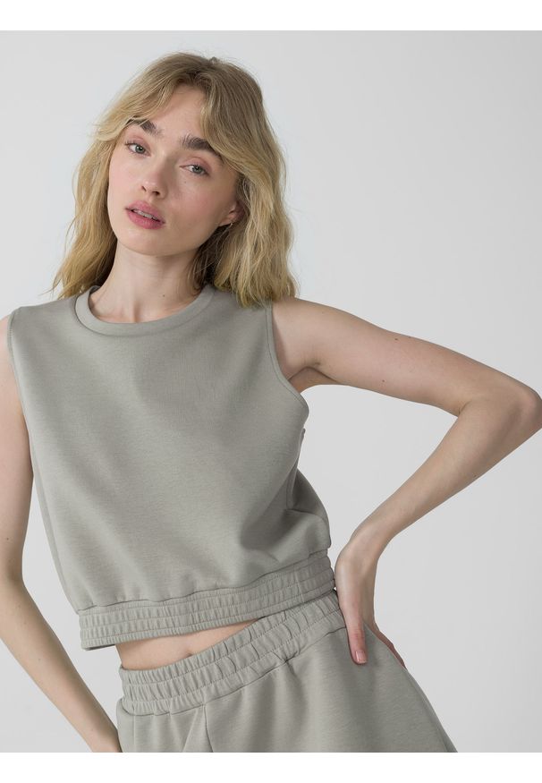 outhorn - Crop top z modalem damski Outhorn - zielony. Kolor: zielony. Materiał: dzianina. Długość rękawa: na ramiączkach