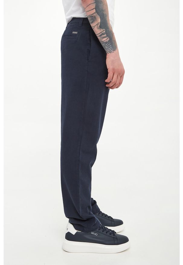 Armani Exchange - Spodnie męskie z lnem ARMANI EXCHANGE. Materiał: len