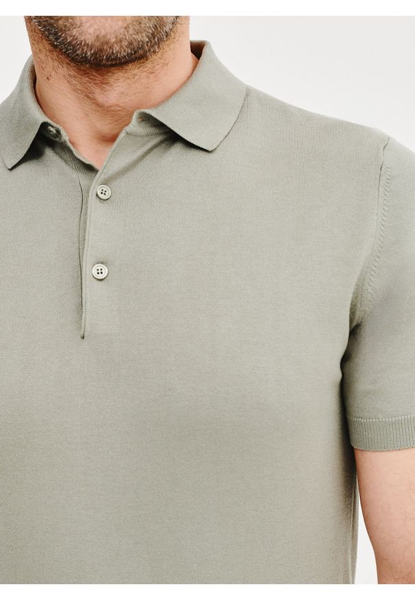 Pako Lorente - PAKO LORENTE – Zielony t-shirt polo. Okazja: na co dzień. Typ kołnierza: polo. Kolor: biały, czarny, zielony. Materiał: poliester, wiskoza. Styl: casual, elegancki