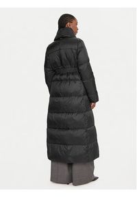 TwinSet - TWINSET Kurtka puchowa 252TT2050 Czarny Regular Fit. Kolor: czarny. Materiał: syntetyk. Sezon: zima #3