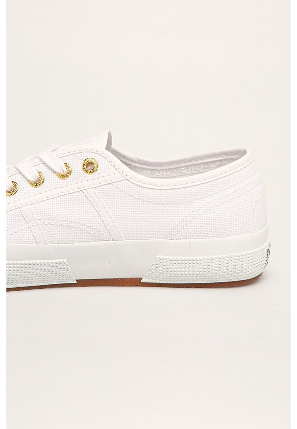 Superga - Tenisówki. Kolor: biały