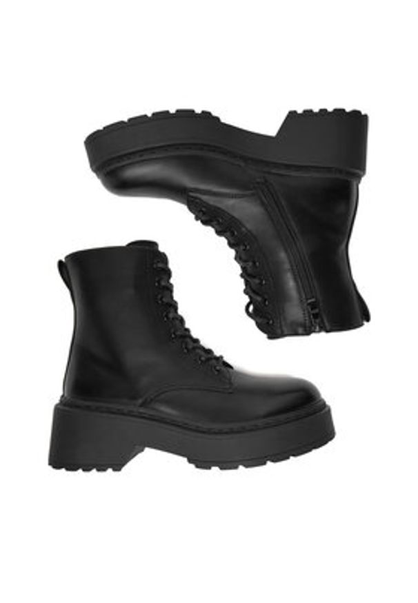 DeeZee Trzewiki 13122 1 Czarny. Kolor: czarny. Materiał: materiał, syntetyk