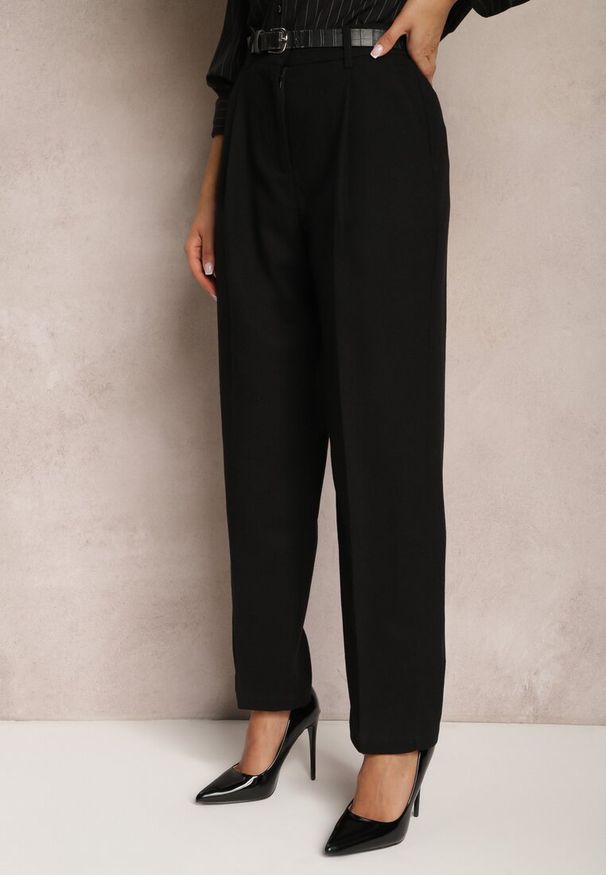 Renee - Czarne Szerokie Spodnie z Kieszeniami o Garniturowym Kroju Verati. Kolor: czarny