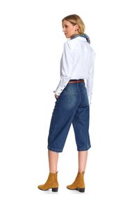 TOP SECRET - Spodnie jeansowe culotte o długości siedem ósmych. Kolor: niebieski. Materiał: jeans. Wzór: aplikacja. Sezon: wiosna. Styl: klasyczny #3