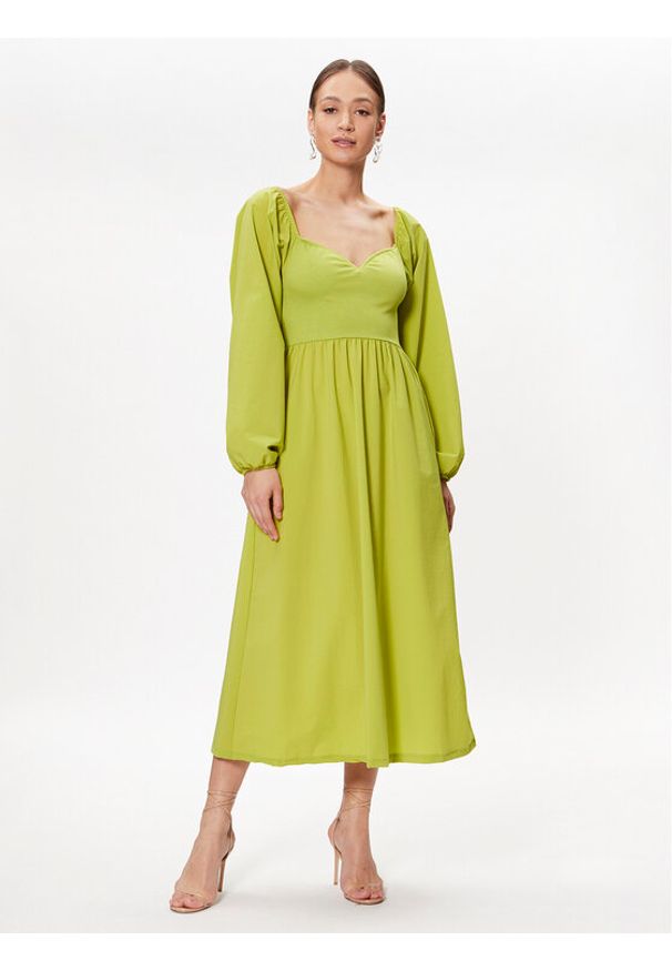 GESTUZ - Gestuz Sukienka codzienna Mist 10906893 Zielony Regular Fit. Okazja: na co dzień. Kolor: zielony. Materiał: wiskoza. Typ sukienki: proste. Styl: casual