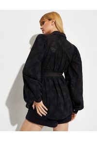 ACLER AUSTRALIA - Czarna koszula z bufiastymi rękawami Klara. Kolor: czarny. Materiał: bawełna, tkanina. Długość rękawa: długi rękaw. Długość: długie. Wzór: ażurowy. Styl: klasyczny #4