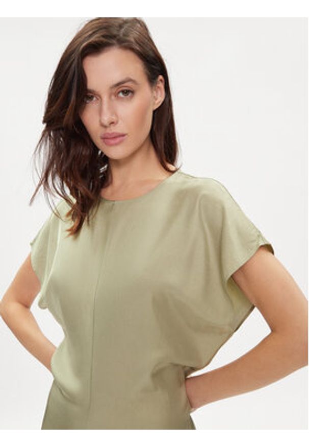 IVY & OAK - IVY OAK Sukienka codzienna Marlis IO117617 Zielony Regular Fit. Okazja: na co dzień. Kolor: zielony. Materiał: syntetyk. Typ sukienki: proste. Styl: casual