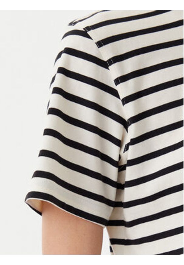 only - ONLY T-Shirt Livina 15272227 Beżowy Regular Fit. Kolor: beżowy. Materiał: bawełna